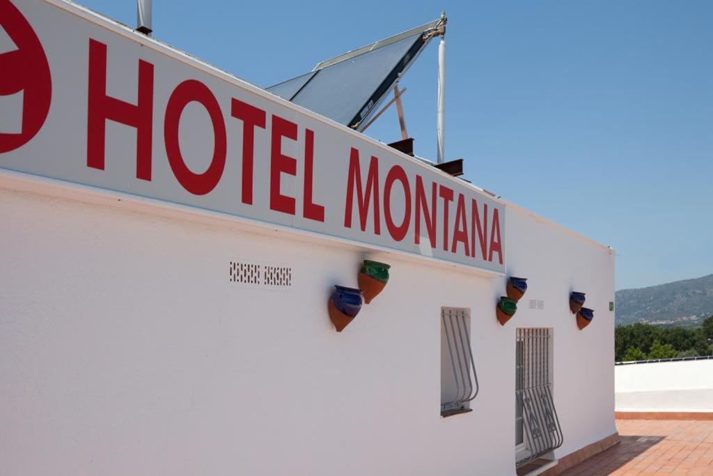 Hotel Montana Roses Dış mekan fotoğraf